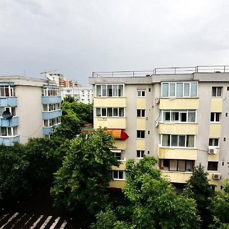 Apartments In The Aviatiei Area On Bukarest Exterior foto