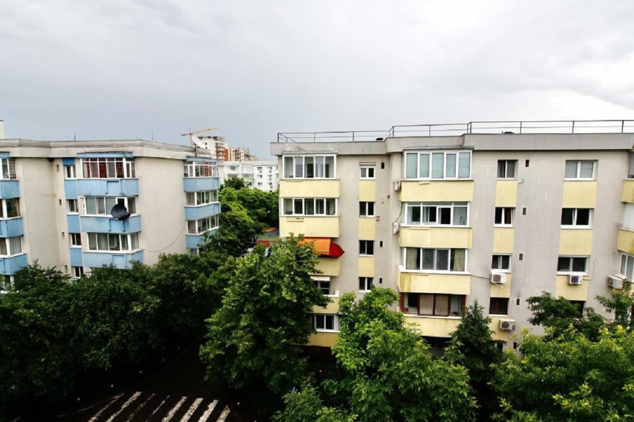Apartments In The Aviatiei Area On Bukarest Exterior foto